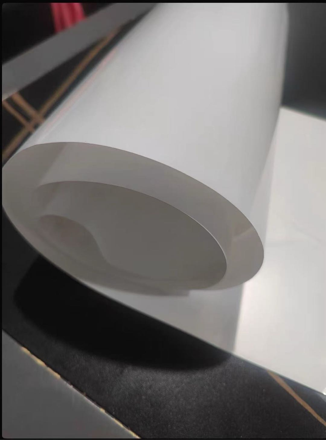 大量需求opp 厚度100un白色原膜，密度0.75每个月需要用40-50吨
